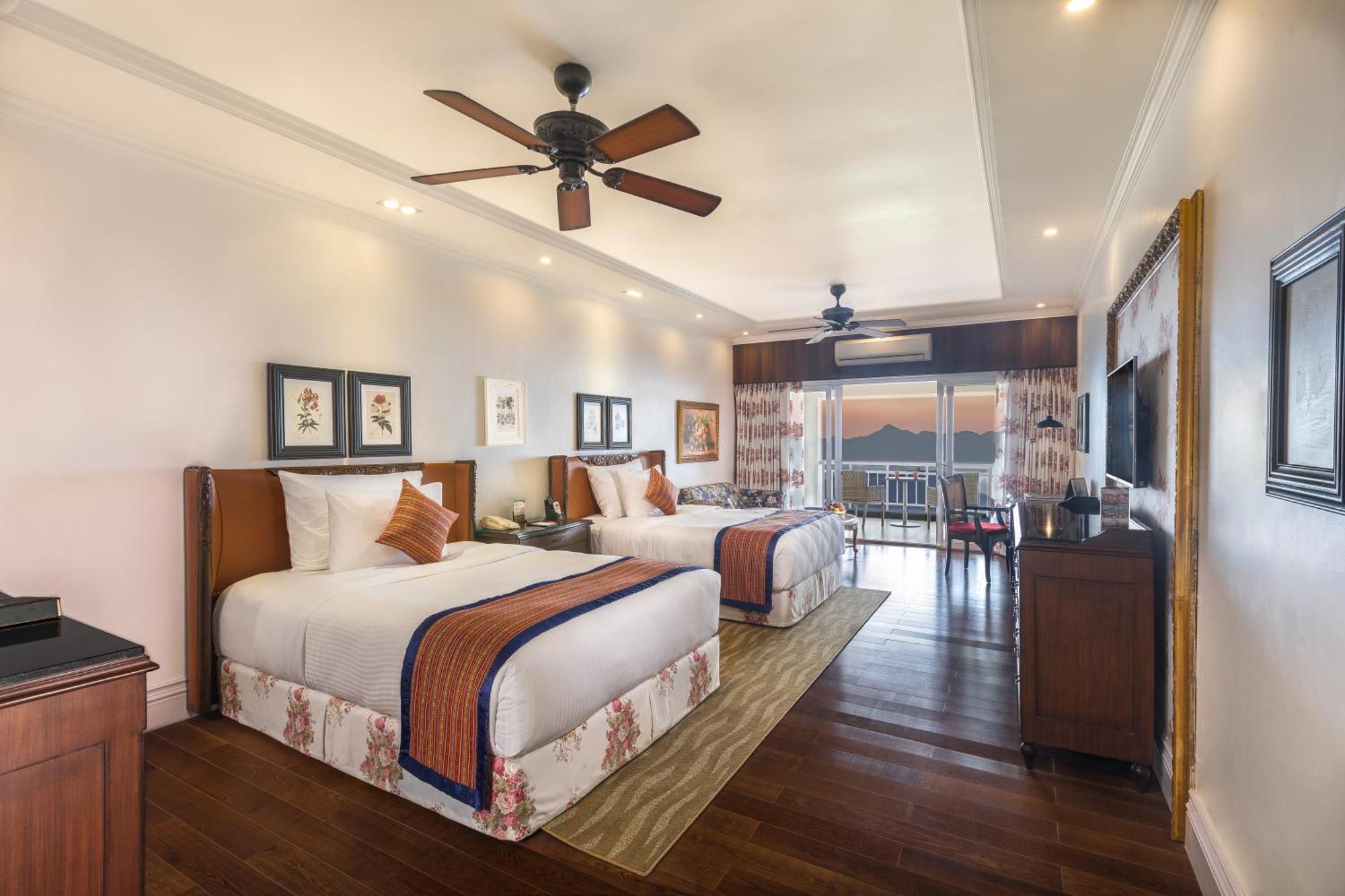 MAYFAIR Himalayan Spa Resort Kalimpong Bagian luar foto
